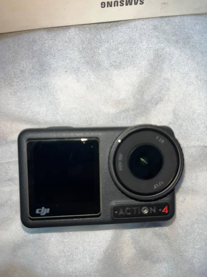 DJI Action 4 camera 1
