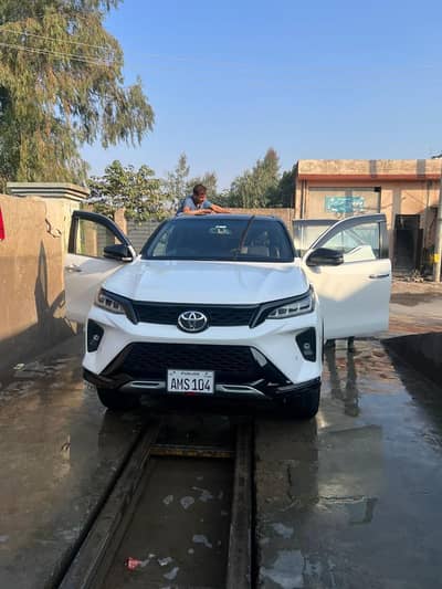 Toyota Fortuner 2023