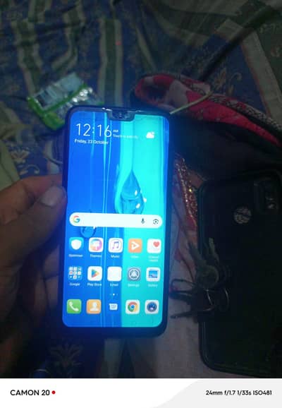 Huawei Y9
