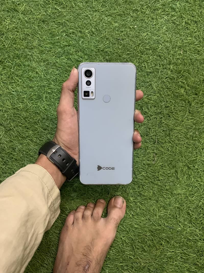 Dcode Bold 2 4