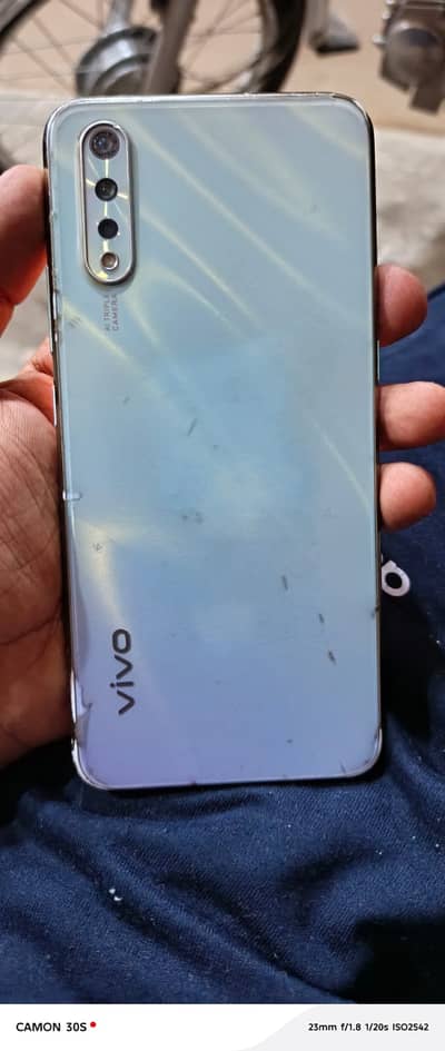 Vivo S1