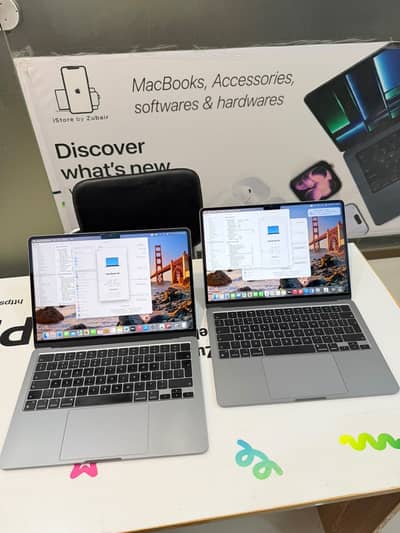 Apple MacBook Air (13.6-inch, M2, 2022)