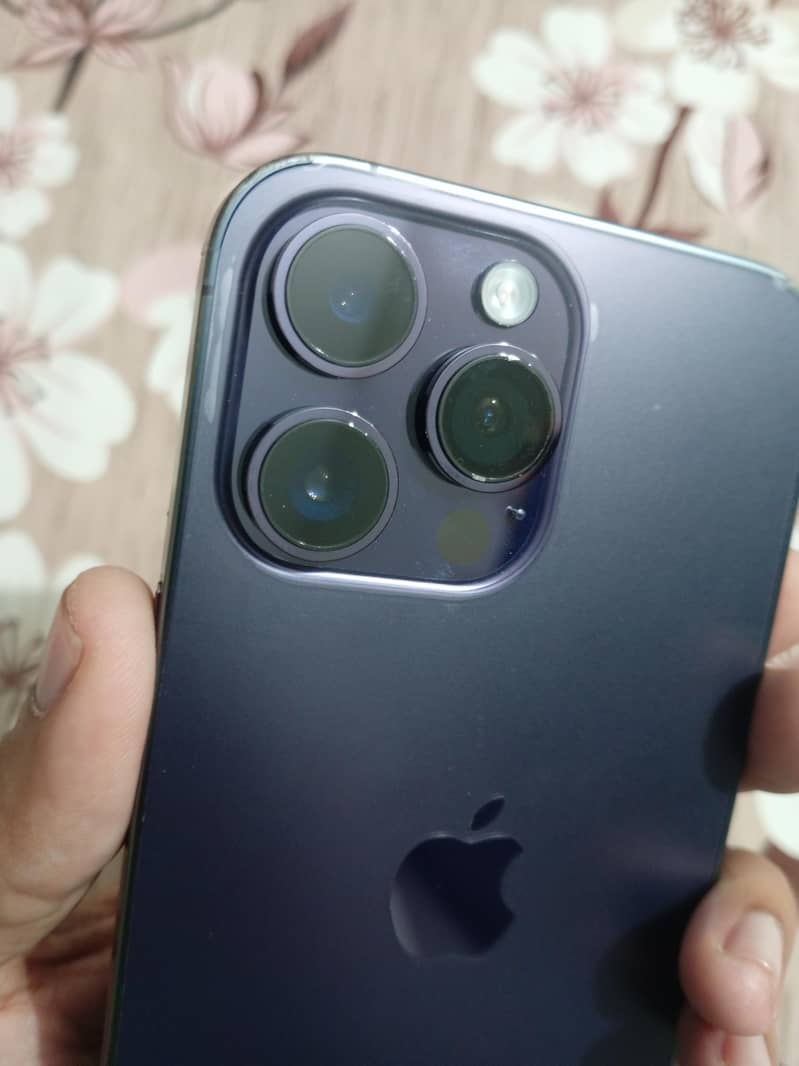 Apple iPhone 14 Pro Max JV 3