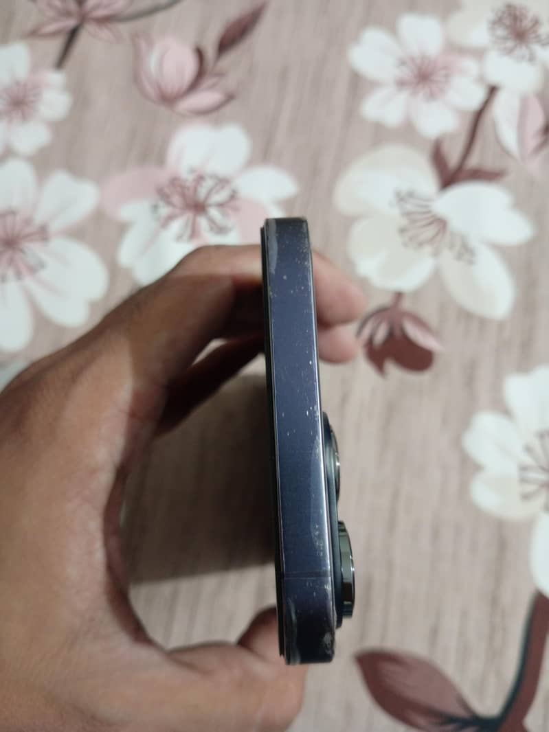 Apple iPhone 14 Pro Max JV 4