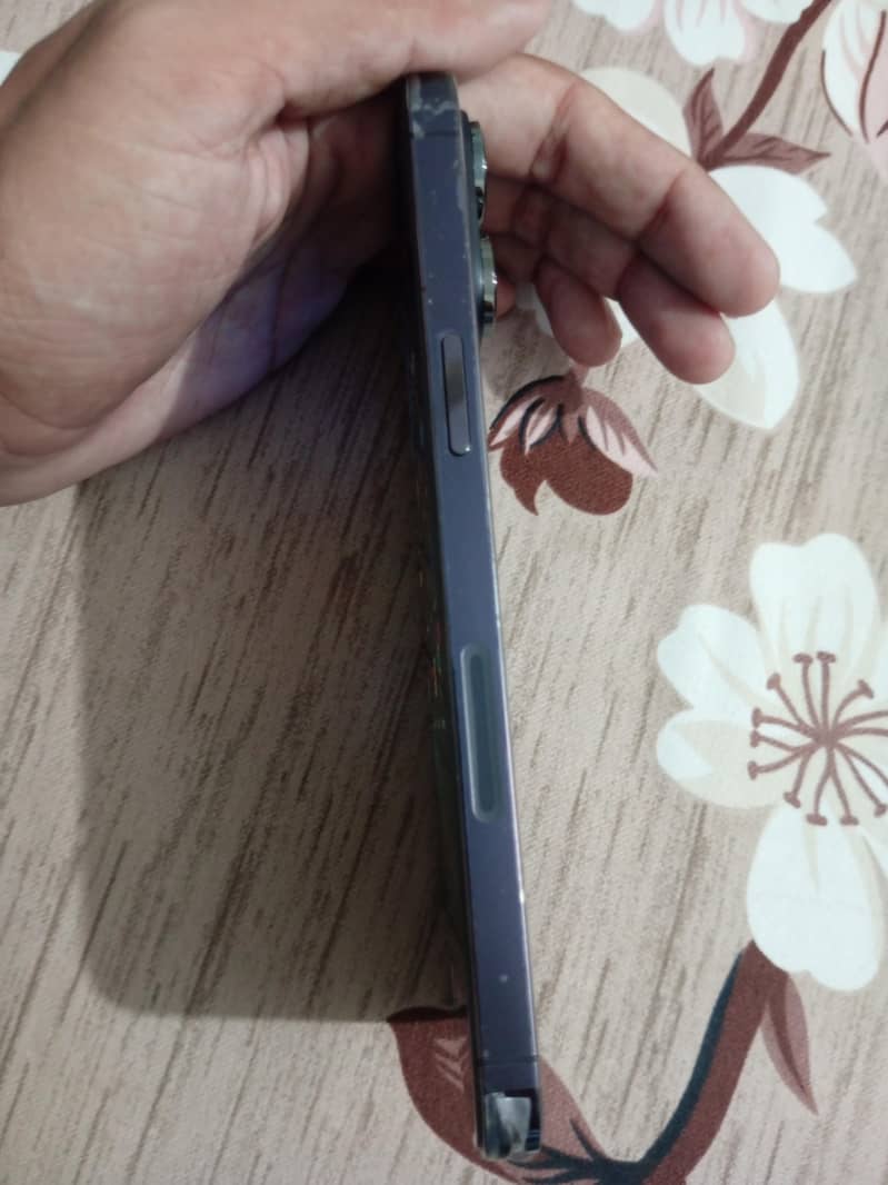 Apple iPhone 14 Pro Max JV 5