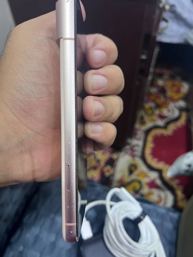 Google Pixel 8 1