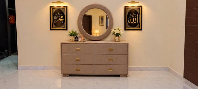 dressing with mirror brand new book le fabrics plz call 03281010987