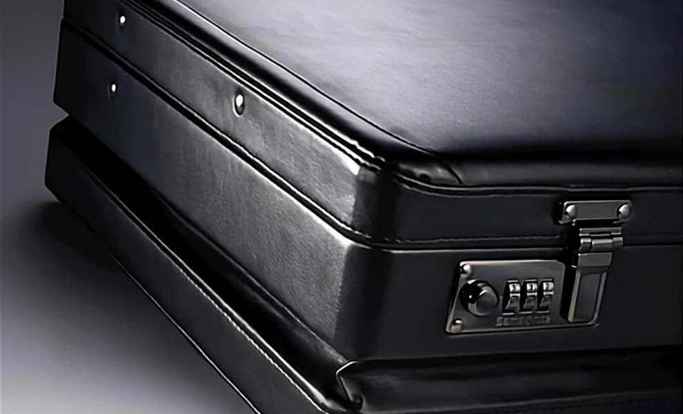 Hard Shell Briefcase 7