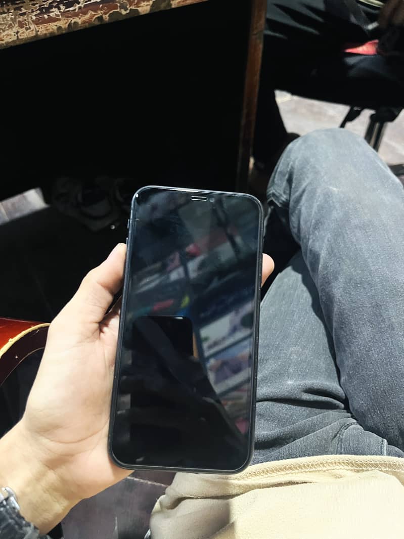 Apple iPhone 11 2