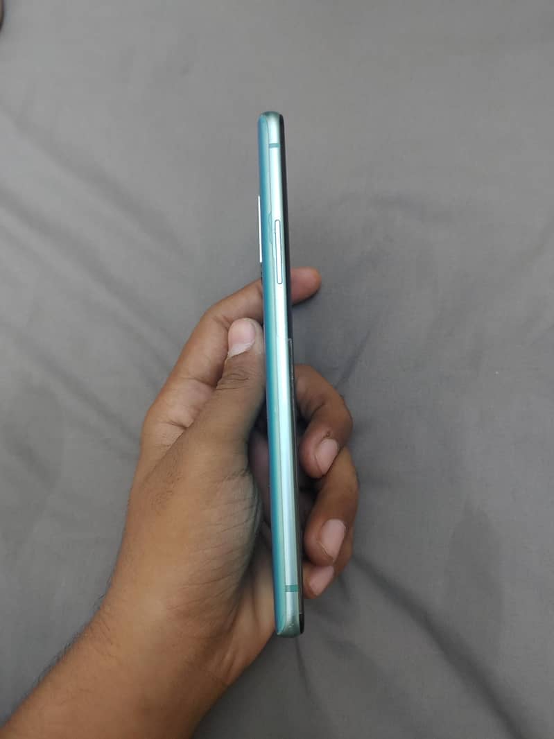 One Plus 8T 1