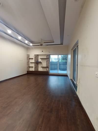 1.5 kanal house for Rent in cavalry ground cantt