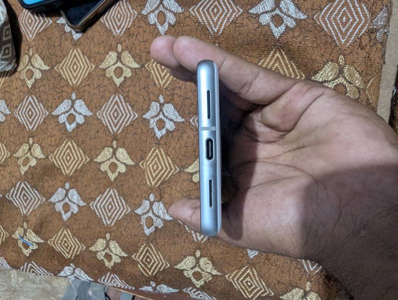 Google Pixel 7 3