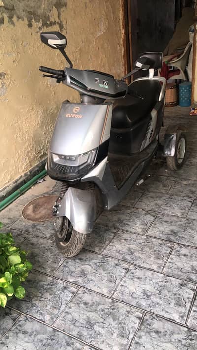 Scooty for sale