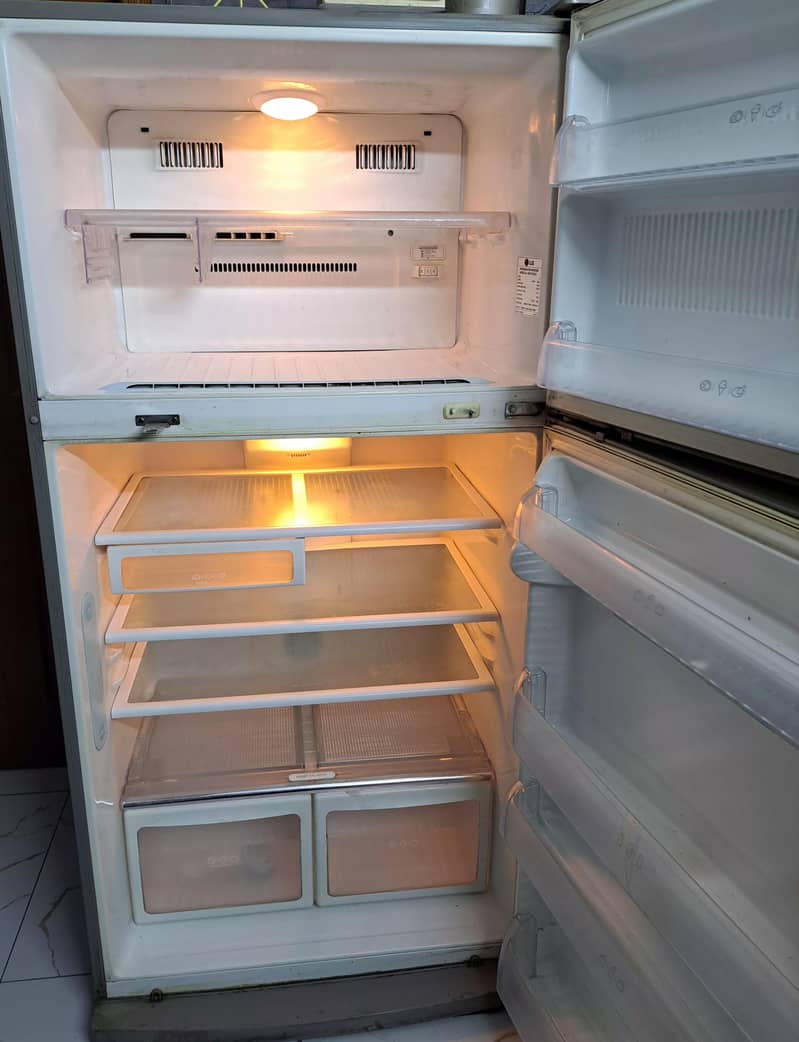 Lg refrigerator 1
