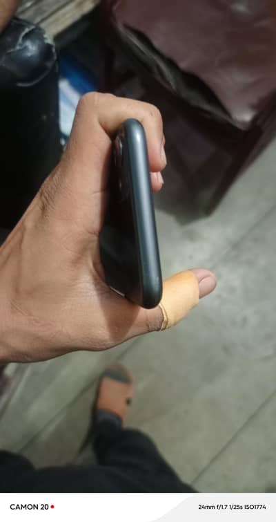 Apple iPhone 11