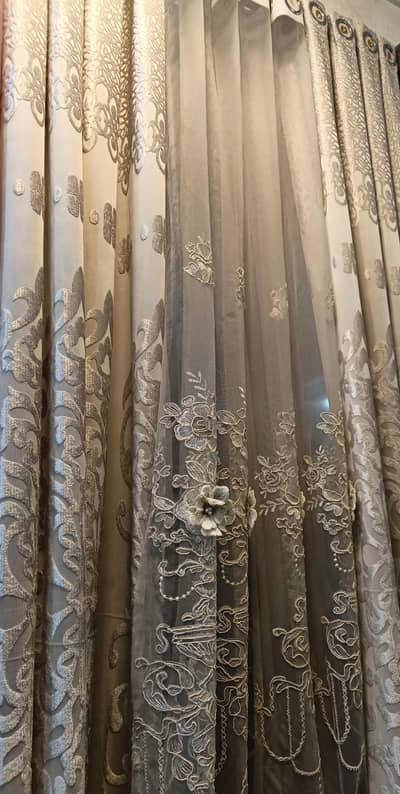 Fency Parda Set Available For Sale