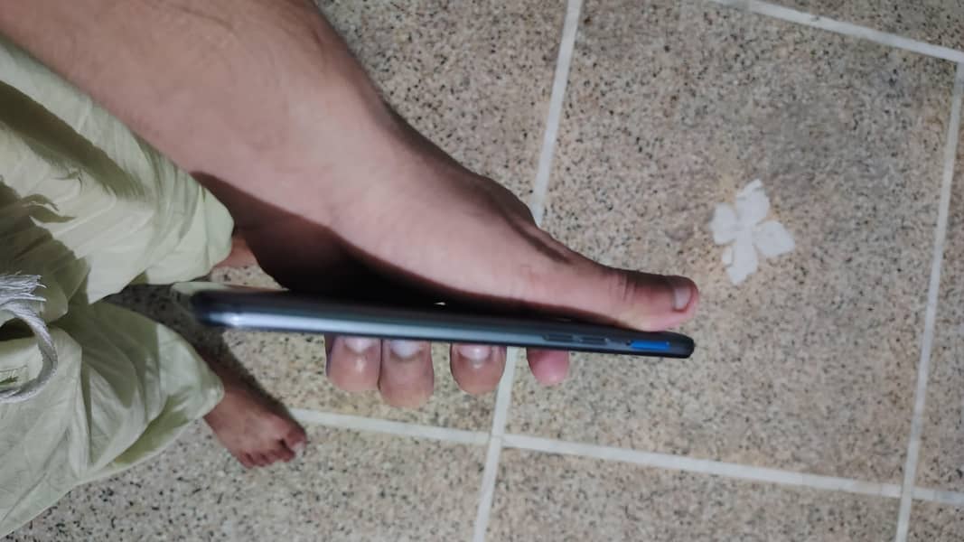 Realme C3 5