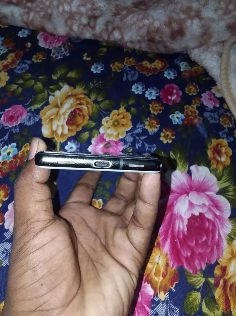 Google Pixel 6a 2