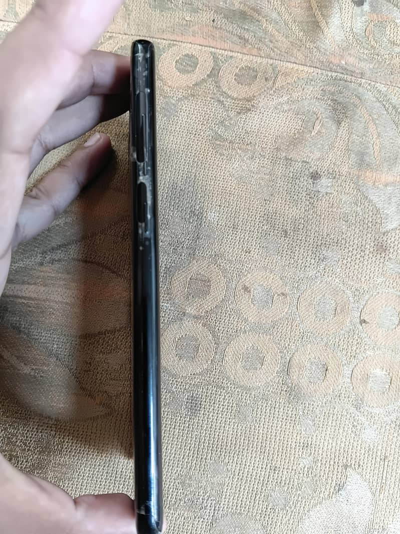 Samsung Mobile Note 8 7