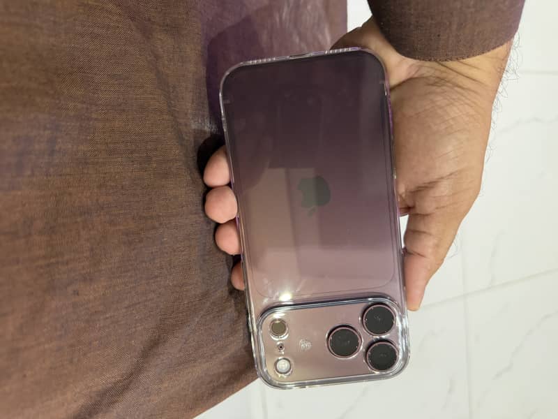 Apple iPhone 18 Pro Max 1