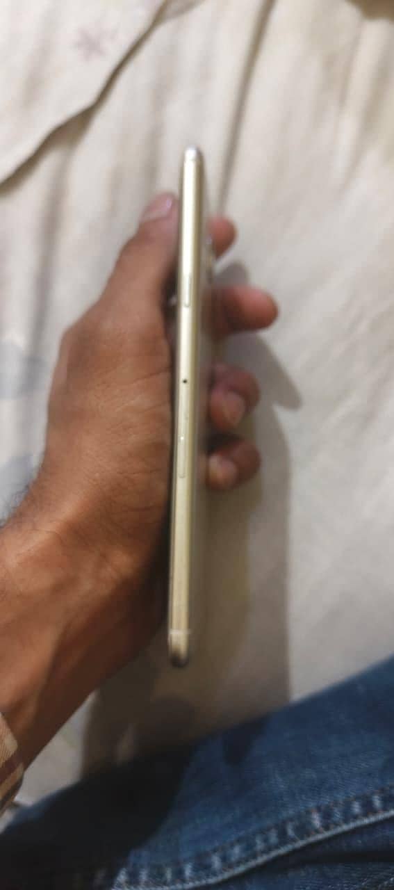 Samsung Mobile C7 4