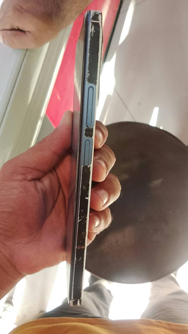 Realme C63 2