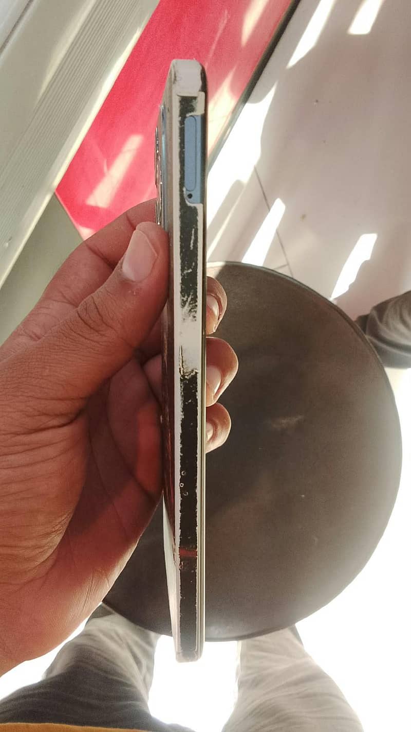 Realme C63 5