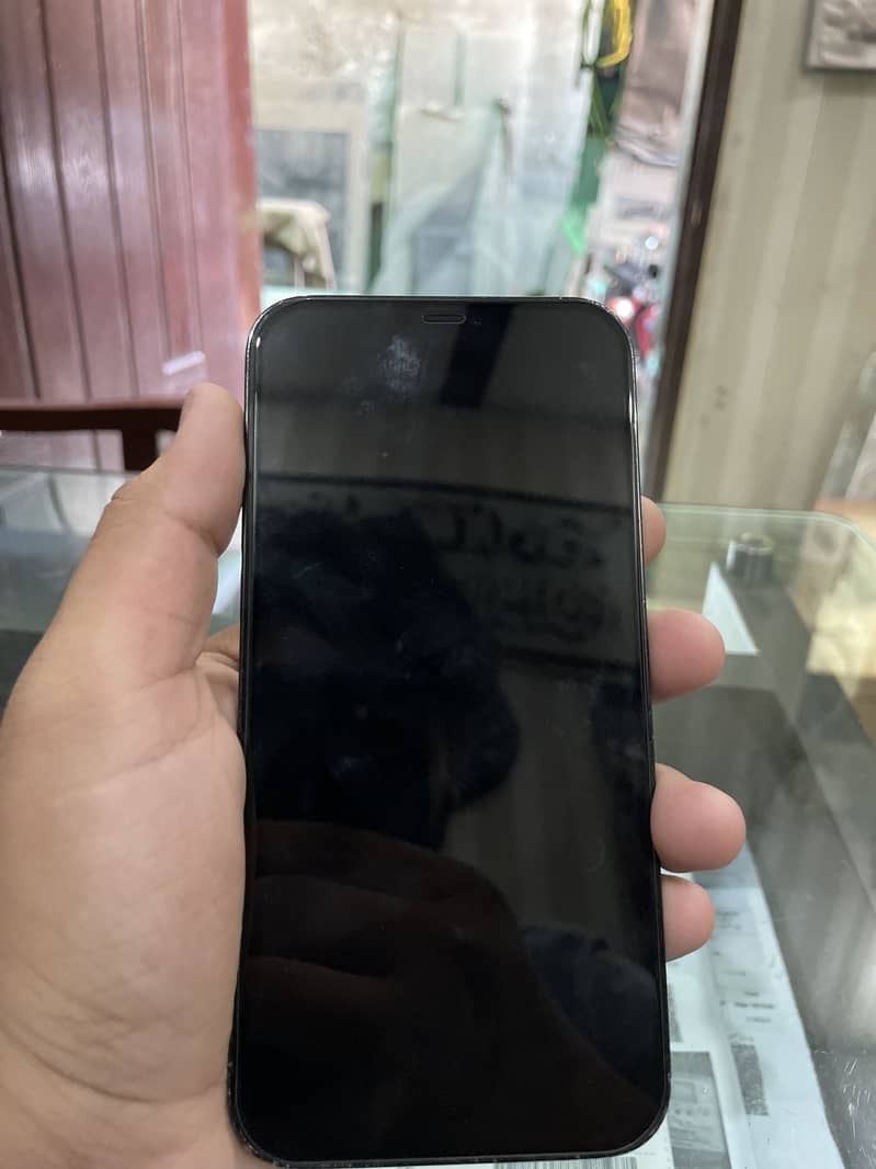 Apple iPhone 12 Pro Max 3