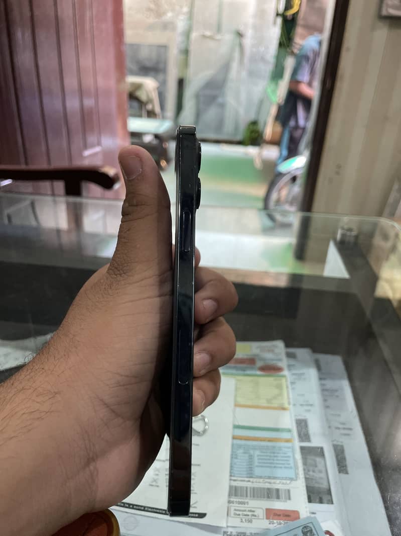 Apple iPhone 12 Pro Max 5