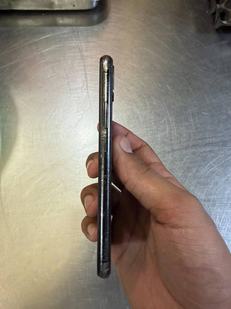 Apple iPhone X 1