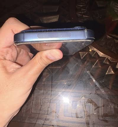 Apple iPhone 17 Pro jv