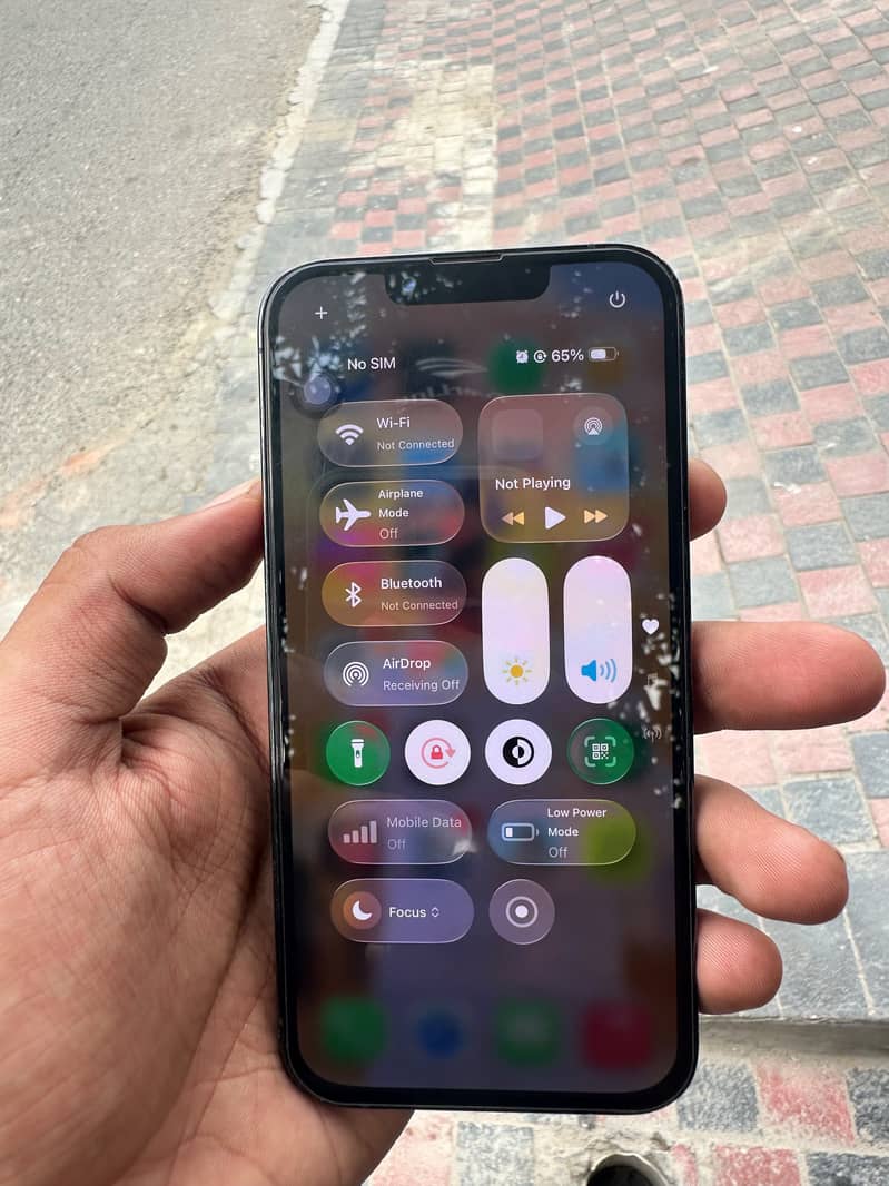 Apple iPhone 13 Pro 3