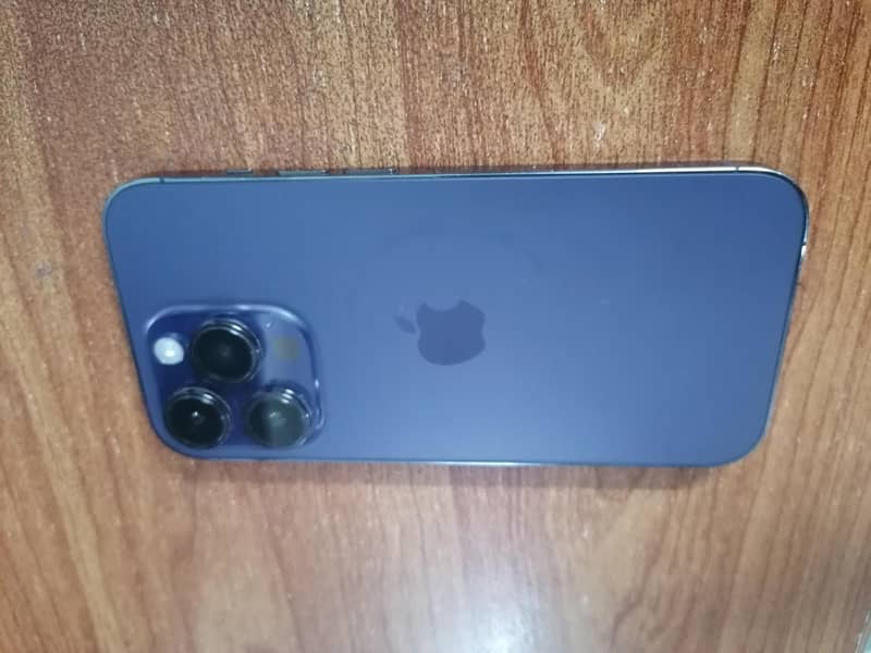 Apple iPhone 14 Pro 1