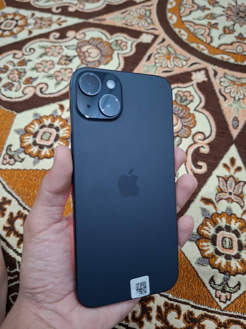 Apple iPhone 15 plus 3