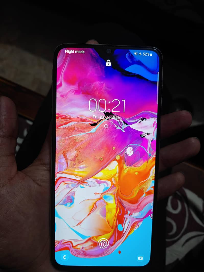 Samsung Mobile A70 0