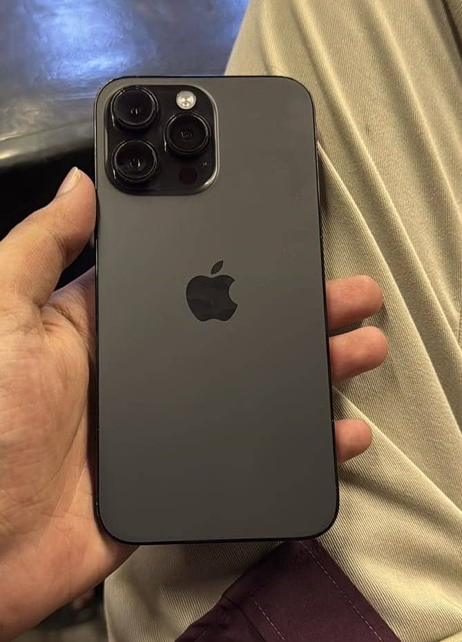 Apple iPhone 14 Pro Max 0
