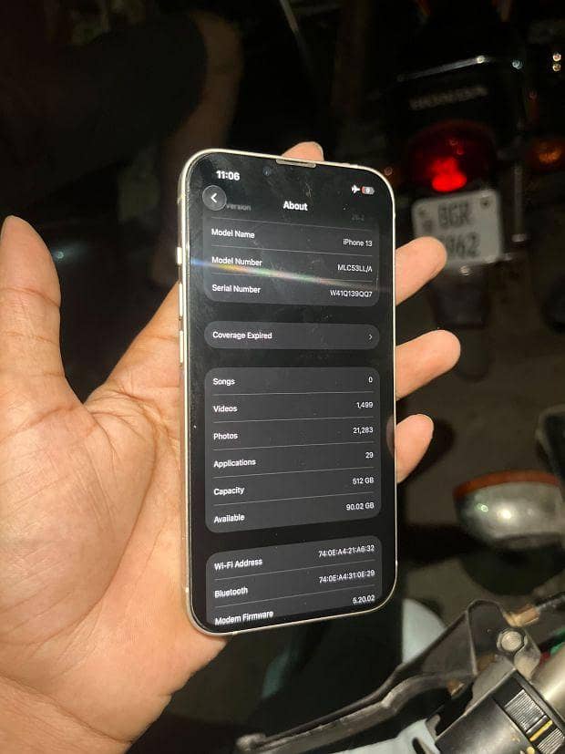 Apple iPhone 13 2