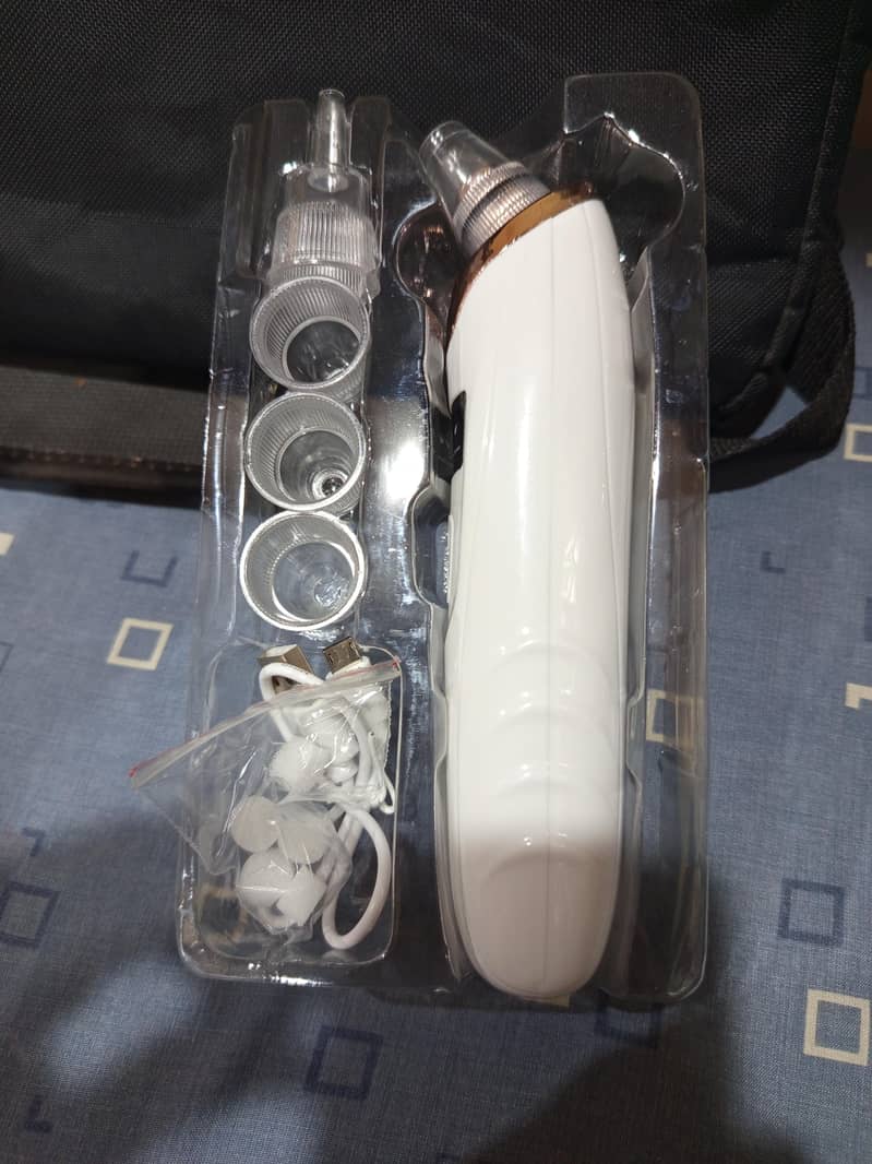 multifunctional Blackhead remover machine 1