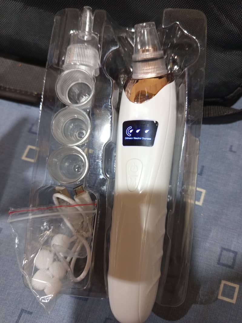 multifunctional Blackhead remover machine 2