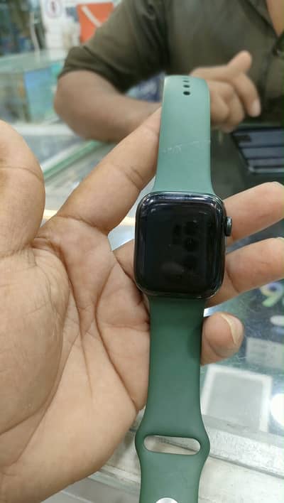 Apple Watch Series 7 - 41mm