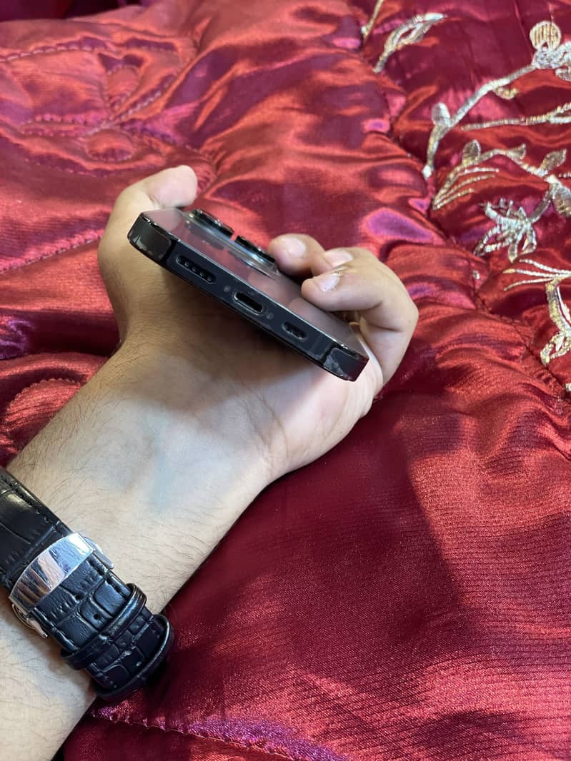 Apple iPhone 14 Pro 5