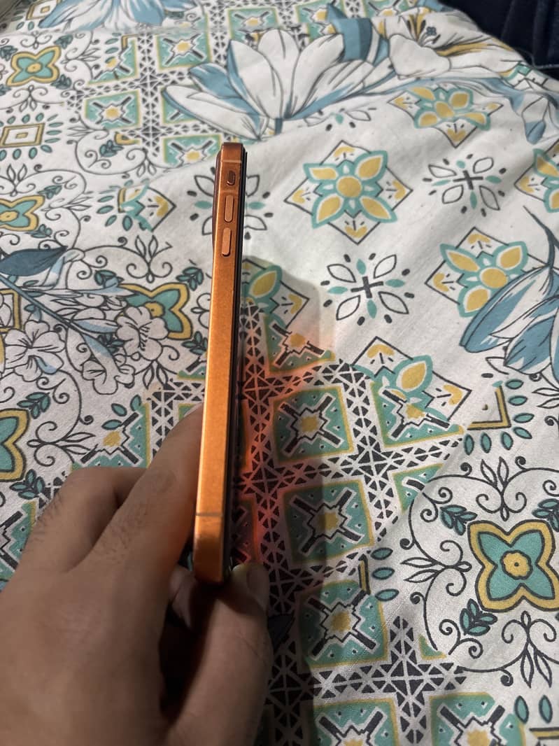 Apple iPhone XR 3
