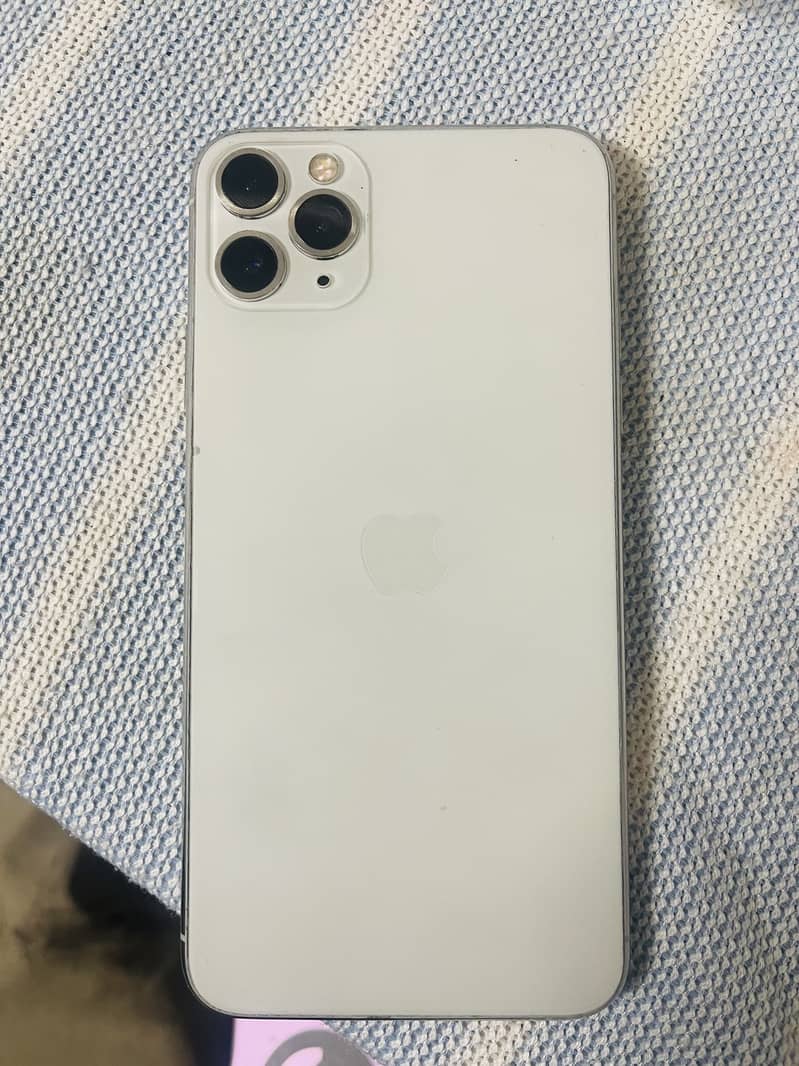 Apple iPhone 11 Pro Max 6