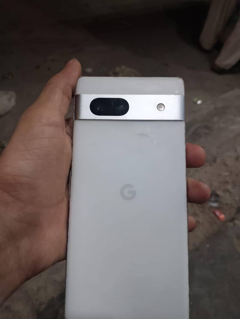 Google Pixel 7a 2