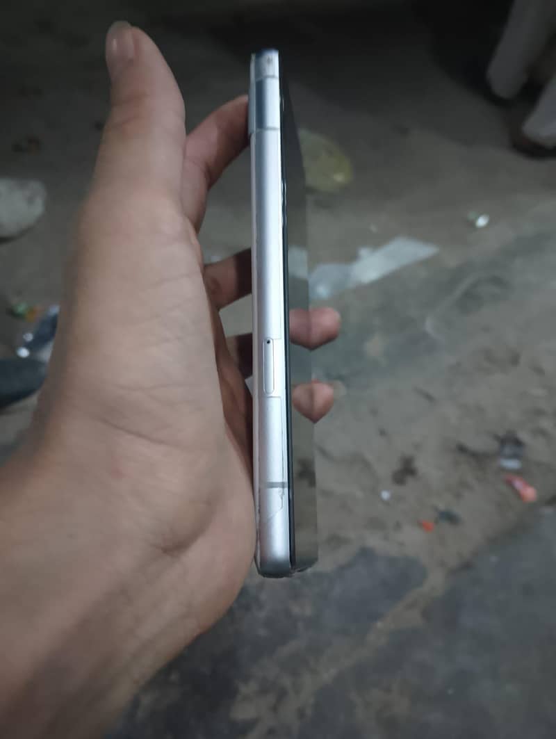 Google Pixel 7a 5