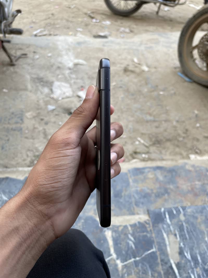 Google Pixel 8a 2