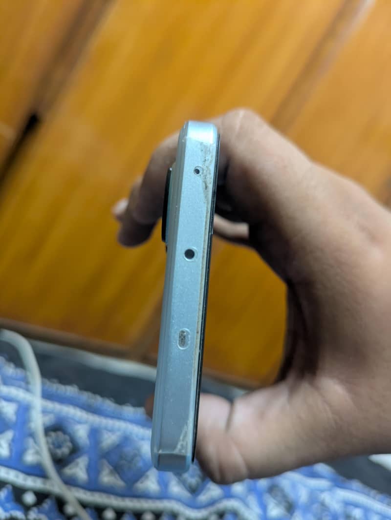 One Plus Ace 2V 2