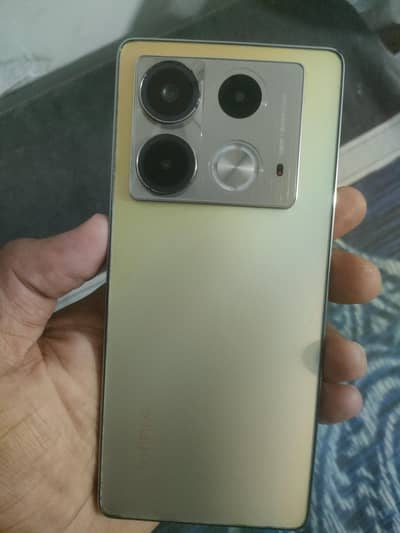 Infinix Note 40