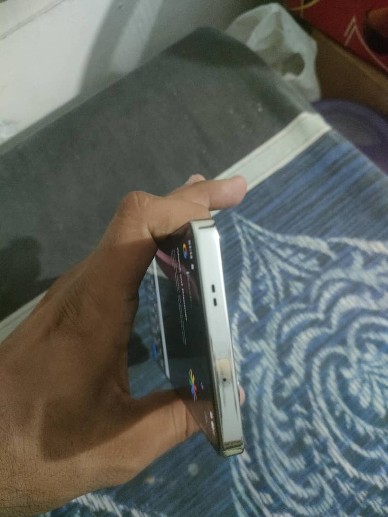 Infinix Note 40 6