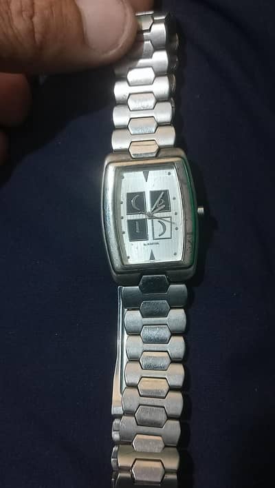 Samsung Original vintage watch   (look like new)